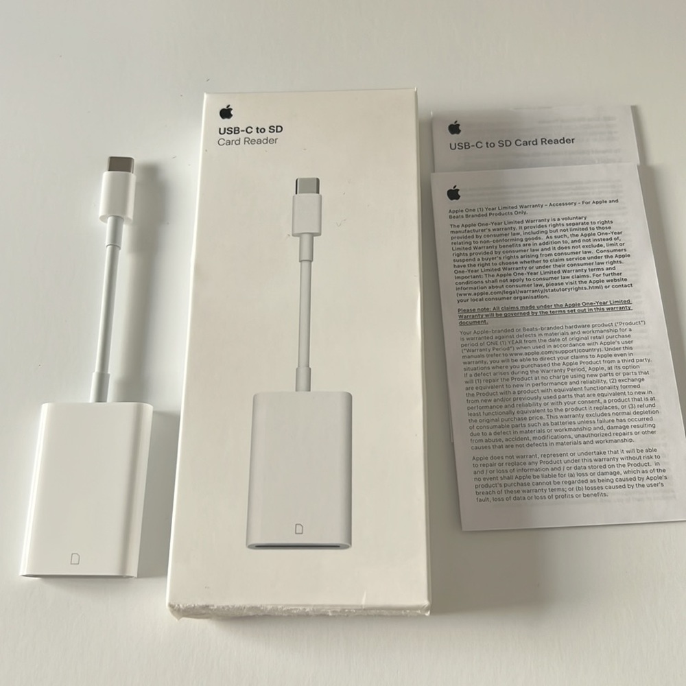 Apple USB-C to SD Card Reader High-Resolution Photo Transfer Video Import MAC